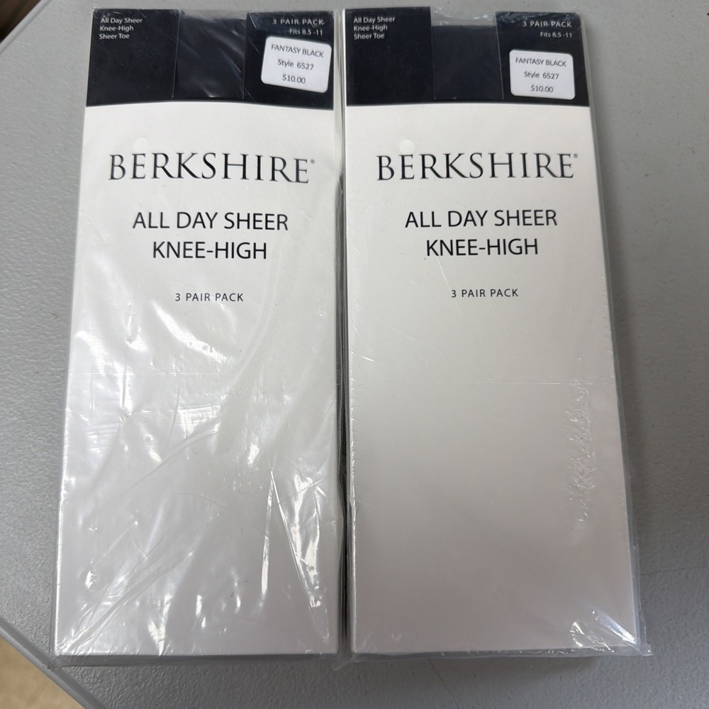 (2) Packs Berkshire All Day Sheer Knee-High Pantyhose  Size 8.5-11 Fantasy Black